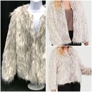 NWT Torrid Women Winter Animal Print Faux Fur Crop Jacket - Size 2X
